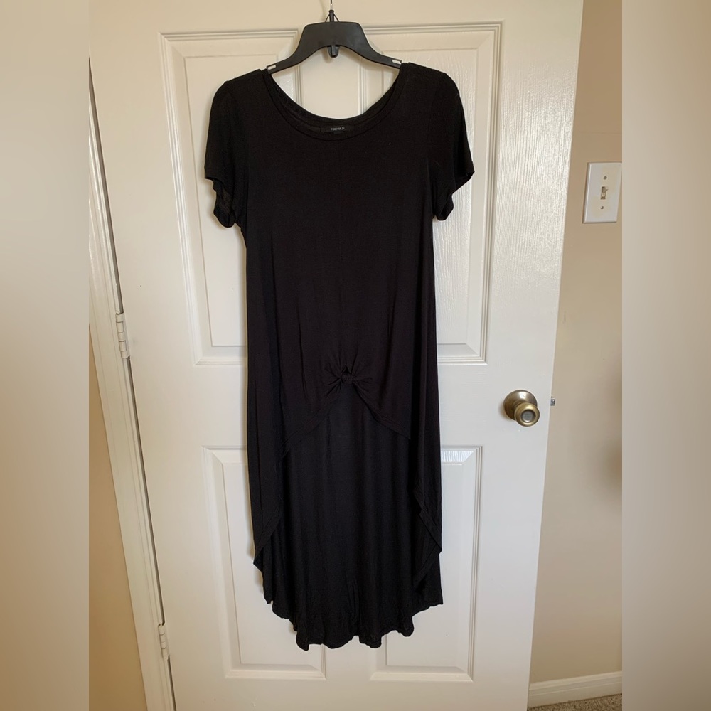 Women’s black high low knot shirt